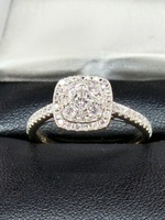  14K white gold diamond cluster engagement ring. Size 7