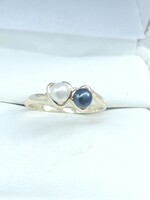  10K Yellow Gold Black and white Pearl Heart Ring Size 6 1/4 1.7g