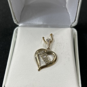  Gold Pendant: 1g 10k-Y/G, Mom Pendant In Heart