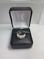  Lady's Silver Ring: 4.85g Silv-925 Size:6.5, 10mm