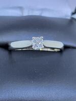 Lady's Diamond Solitaire Ring: Model 14k White Gold: 3.6g 14k-W/G, 1-Radiant Cut Diamond 0.38ctw Siz