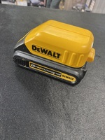 Dewalt DCB092 Battery Usb Adapter w/ Battery
