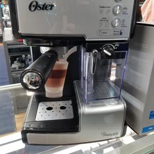 Coffee Maker: Oster Model Prima Latte Prima Latte