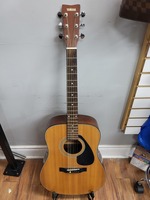 Yamaha Acoustic Guitar F325d