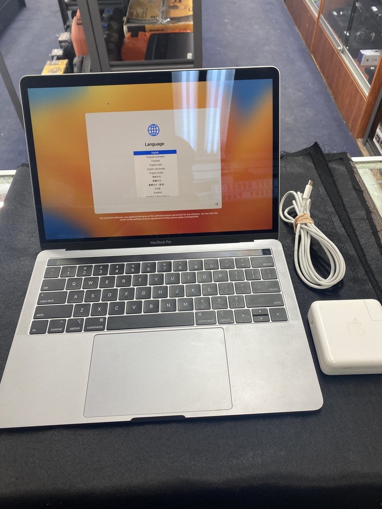 2019 Apple Macbook Pro A2159 13