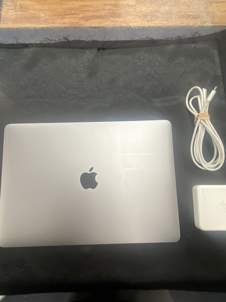 2019 Apple Macbook Pro A2159 13