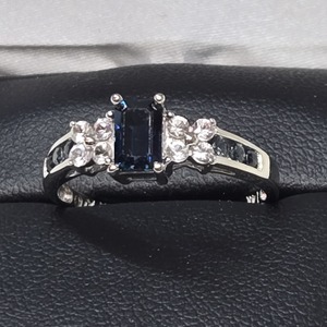 14K White Gold, Blue & White Sapphire Ring. Size 7 Some scuffs on main stone