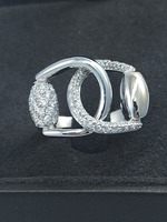 18K White Gold Gucci Horsebit ring Size 7 1/2 1.1ct Total Diamond Weight