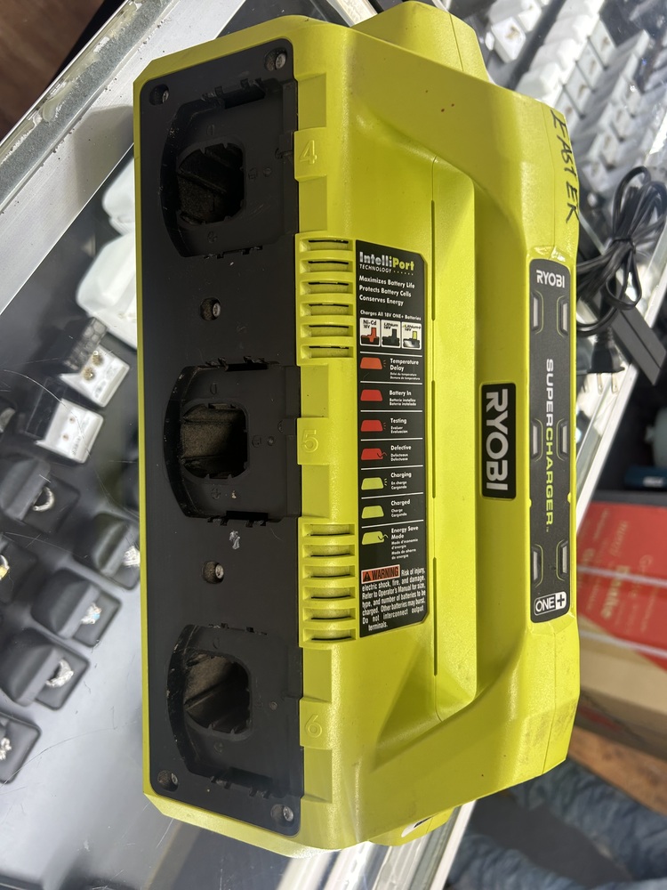 Ryobi p135 18v one+ 6 port lithium ion battery supercharger hot sale