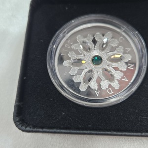 Royal Canadian Mint 2011 $20 Fine Silver Coin Crystal Snowflake Emerald