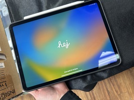Apple 128gb iPad Pro 11" 3rd Gen With Apple Pencil And Case