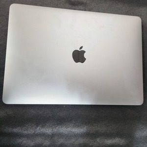 Apple A233713" Macbook Air M1 2020