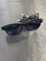 Razer rz82-03630600 Smart Sunglasses