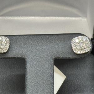  Gold 10kt White Studs 2.50gms Earrings