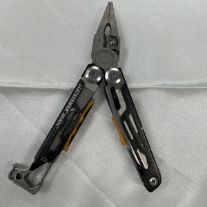 Leatherman Signal Multitool