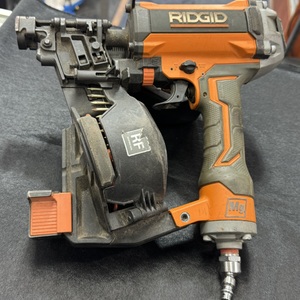 RIDGID R175RNF 15 Degree 1-3/4 in. Coil Roofing Nailer Air Tool