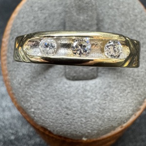  Gold 10kt Yellow Men's 3.90gms Ring Sz:11 1/2 3 Round Near Colorless VS1/VS2 Di