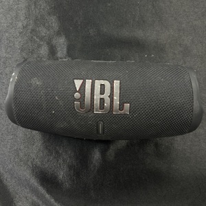 JBL Charge 5