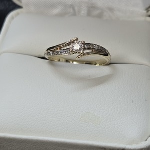  10K Yellow Gold Diamond Engagement Ring. Size 5