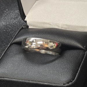  10K White Gold Wide Band. 6mm Wide, 5.05g Wedding Band