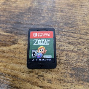 Nintendo The Legend of Zelda Link's Awakening  Switch - Cart Only