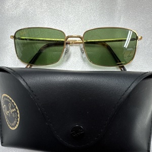 Ray-Ban RB3717 Gold Frame, Green Lenses