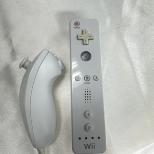 Nintendo Wii Remote With Nunchuck