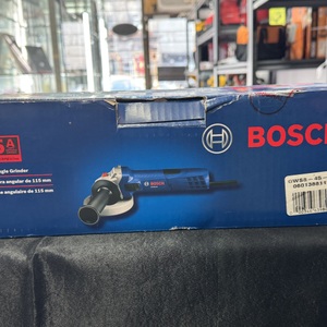 Tools BOSCH 4-1/2 Inch Angle Grinder GWS8-45 SN: 426007746