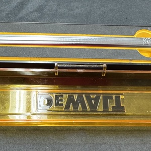Dewalt DWMT75462 Dewalt 1/2" Drive Heavy Duty Micro Adjusting Torque Wrench 