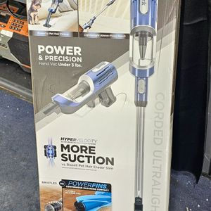 BRAND NEW! Shark UltraLight Pet Pro Corded Vacuume