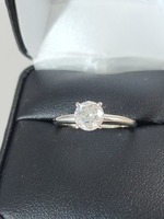  Stunning 1ct diamond solitaire ring, 14K white gold, 2.5 grams 